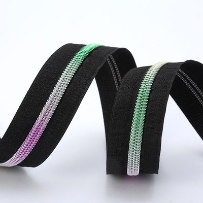 #5 Nylon Zipper Regenboog Tanden Voor Kleding Voorstedelijk Draag Formele Kleding