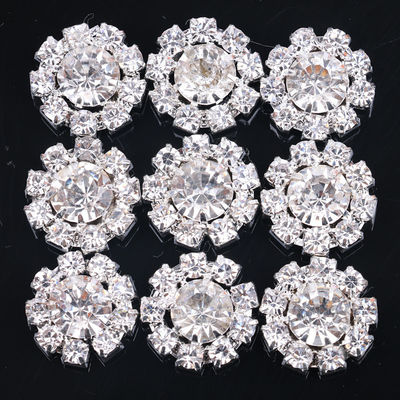 Bruidsmetalen bloemvorm helderkleurige kristallen knop luxe schank chique kristallen diamanten knoppen voor kleding