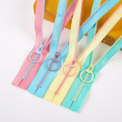 3 Plastic ritsjes met milieuvriendelijk ontwerp en gratis monster
